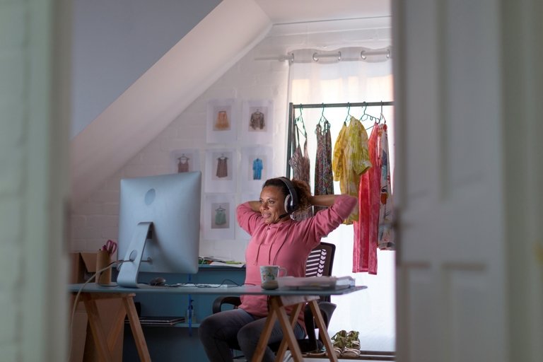 Workday movement at computer